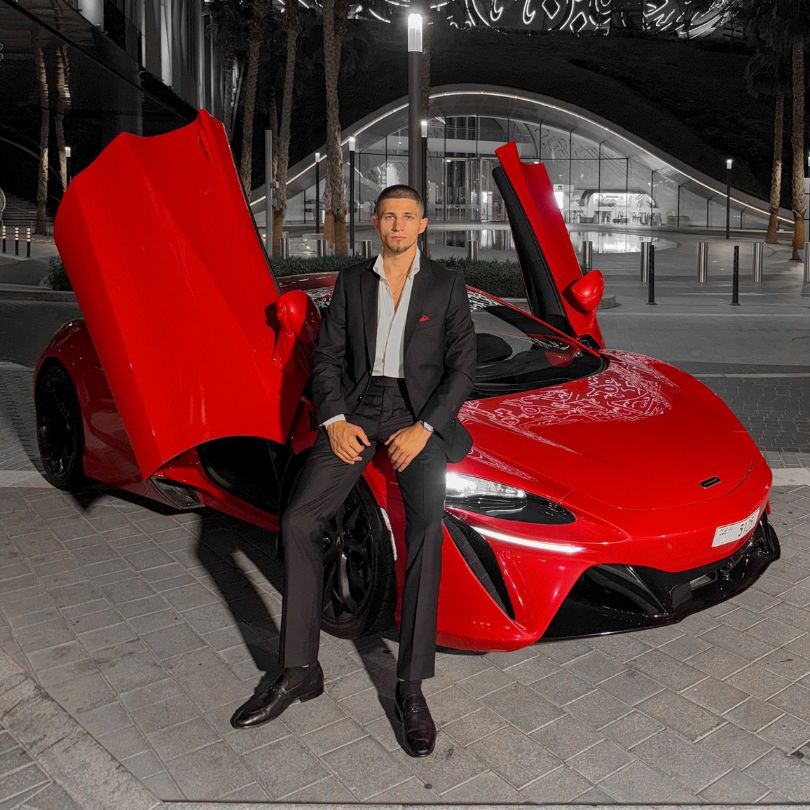 Alex Onta in Dubai